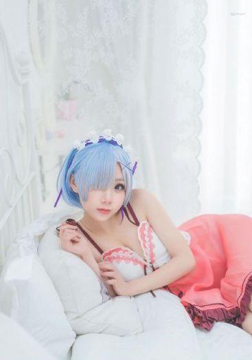 新婚少妇粉嫩浑圆饱满