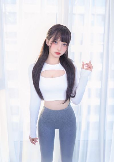 《年轻女教师2》电影