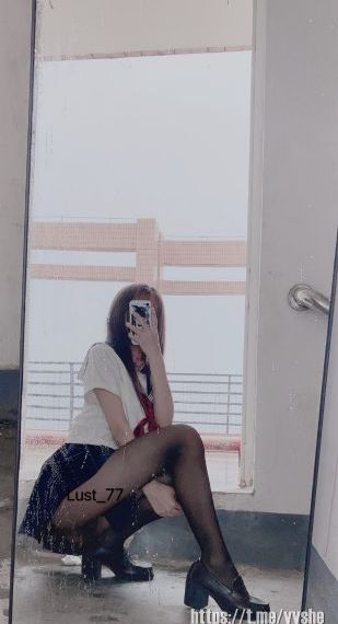 贪官背后的女人
