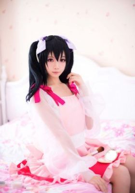 《纯白轮舞曲》