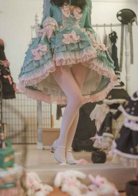 昼颜电视剧在线剧情