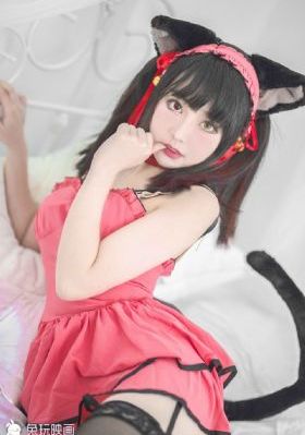 丰满女老板90分钟