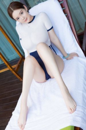 午夜免费看视频