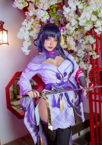 女人私密精油全身按摩